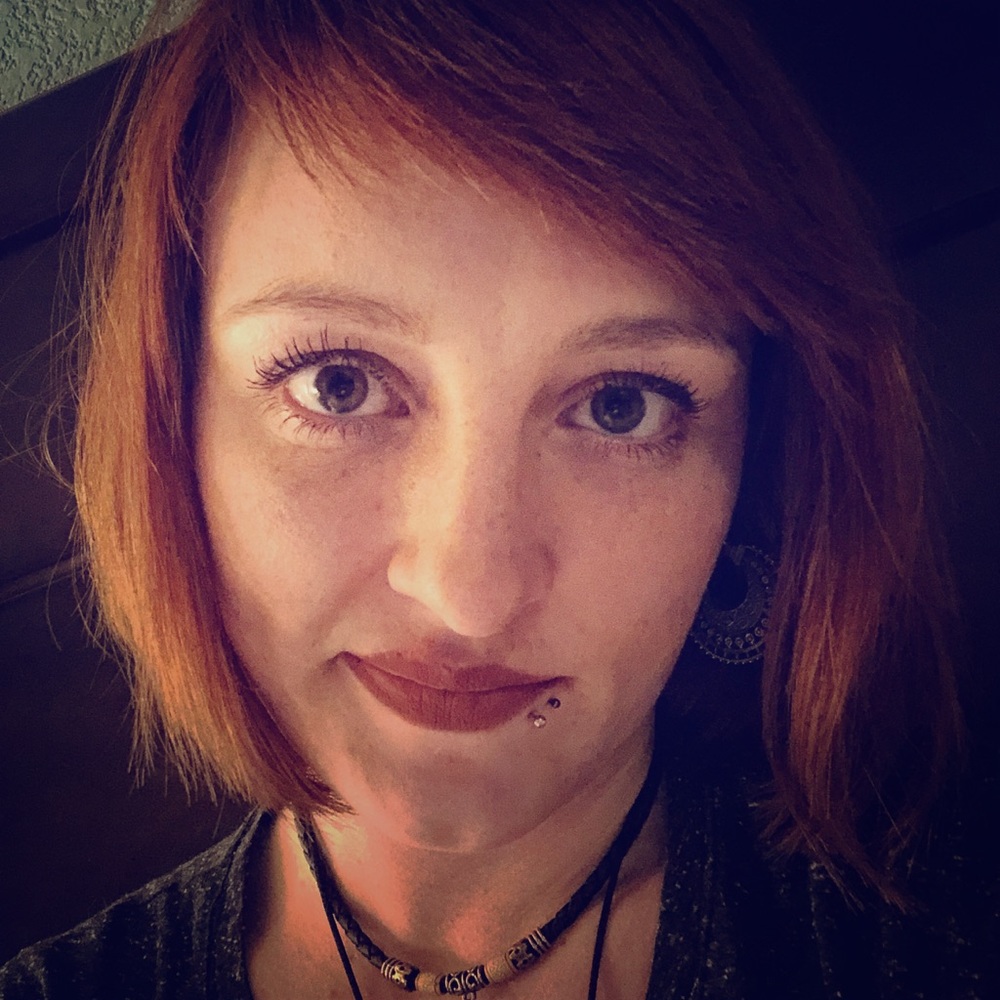 Meet your Posher, Cassandra